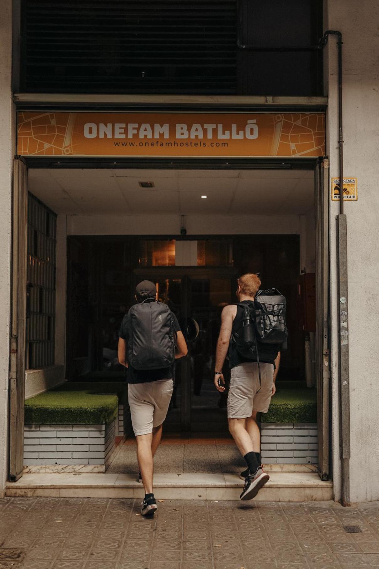 Hostel Onefam Batllo Barcelona Exterior foto